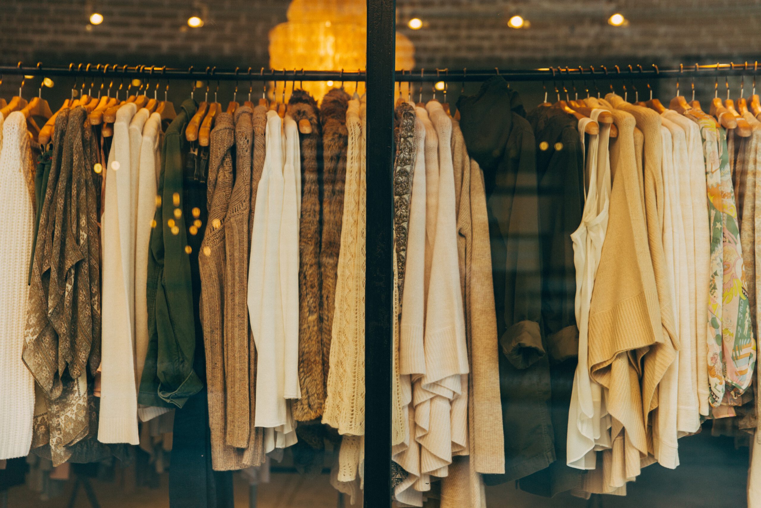 Onverkochte kleding dankzij coronacrisis, dit is wat er mee gebeurt
